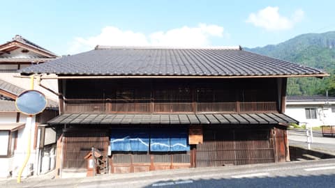 The house from the street